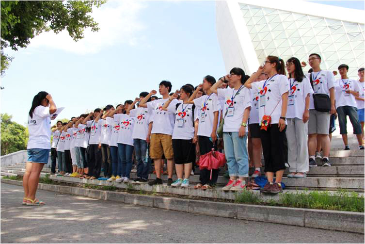 7��6�����|��������W(xu��)�������l(xi��ng)������֧�̈F(tu��n)�����e�г����xʽ��ȫ�w־Ը�߂����س��Z��һ���ú����֧���΄�(w��)������������140���(du��)�T�M����4��(g��)���(du��)���քeǰ�����ϰ׺���������Ϫ�Լ��Ĵ����e��4���������M(j��n)������֧�̹�����(d��ng)��