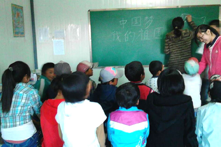 7��20������ӿƼ���W���t�ġ�֧����c�ຣ���Ϲ��WУ֧�̻�ӡ����c���ӹ�Ԓ���Ї������ҵ��������������e�������ӂ��mȻ��o��С����(j��ng)�v����������Մ������������s��Ȼ��μ������顣