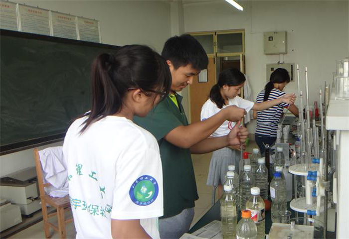 �(du��)�T���ڌ�(sh��)�(y��n)�Ҍ�(du��)�ɼ��؁���ˮ���M(j��n)�Ќ�(sh��)�(y��n)����,����(du��)��Ҫ����ˮ�ӵ�PH�������늌�(d��o)�ʡ������ȹ����(xi��ng)ָ��(bi��o)�ęz�y����(sh��)��(j��)�M(j��n)��̎����