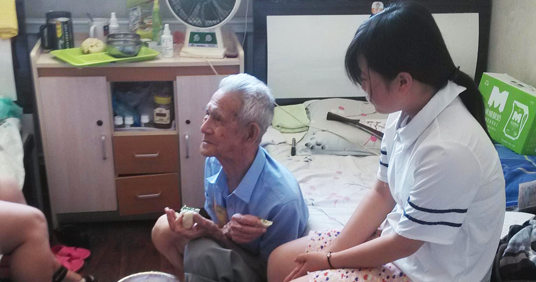 ʯ���Ӵ�W(xu��)�����L����(zh��n)�ϱ���(sh��)�`�أ�ʯ�����������е�