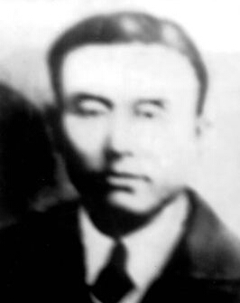 ��h(yu��n)��1902�ꡪ��1938�꣩�M�壬 ԭ���w�sɽ�������w�������|��ʡ���(y��ng)�Ж|���������·܊����߅܊�^(q��)����܊�օ^(q��)˾��T��1931�ꡰ��һ�ˡ���׃���������˖|����������(li��n)܊��1938��4��5�������h�M����ǲ��������߅�^(q��)�I(l��ng)��(d��o)���ն���(zh��ng)���·�(gu��)�����܊�e��(d��ng)���(du��)����ʮһ�Γ�֧�(du��)��˾��T��1938��10����Ѯ����ָ�]���(du��)����?q��)O���ĵ��ϳ����w�����ڑ�(zh��n)���У�ؓ(f��)���������ڔ��˵�厵���ǰ�����x�CȻ����(ji��n)ؑ������1938��12��14�Չ��Ҡ�����2014��9��1��������������һ����������Ӣ�ҡ�