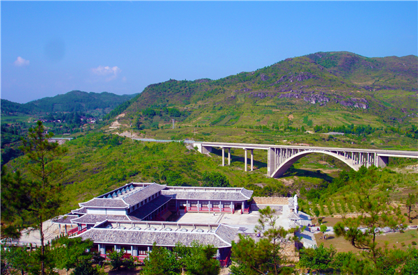 ��ɽ��Ә����Ļ��@