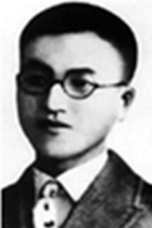 ͯ�L�s��1907��1934��20���o�o�a(ch��n)�A���Ļ������������ߡ��|�M������ʡ��߅���r�������ݣ����Ց�(zh��n)�������I(l��ng)��(d��o)�����֠N�A�����������A�����L�s��������ʡͩ�ǿh����ꖿh������1925����x���ձ��|���ۇ���W(xu��)�A(y��)�Ƶ�һ�ߵȌW(xu��)У����У���g�����Ї����a(ch��n)�h��1930��3���c��(chu��ng)���Ї���������(li��n)������ԓ�M���l(f��)����֮һ���������h����ָ�����Ⱥ��(d��n)���й�����ʡί��ӛ�������ί��ӛ�����B��ί��ӛ��1931��11�����й��M��ʡί�|�M��ί��ӛ��1934��3��21��������hʮ��ƺ�ďR���c������(zh��n)�Р�����