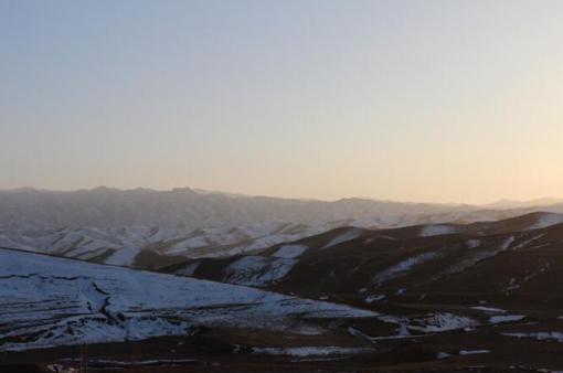 11����Ѯ�Ĵ���ɽ�ѱ��}�}��ѩ���w������� �z��