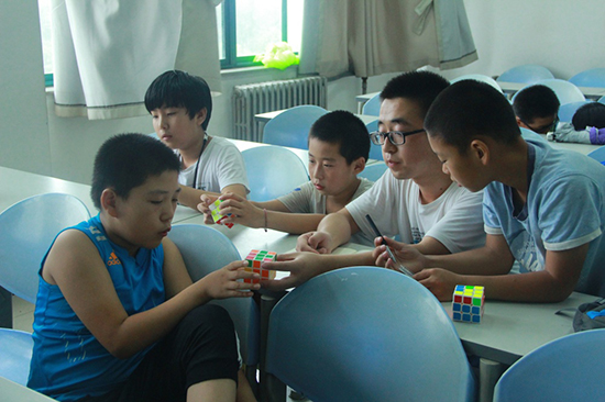 �Ї�ʯ�ʹ�W(xu��)���A�|������(m��ng)֮�������̈F(tu��n)��ɽ�|ʡ�S�u��(j��ng)��(j��)�_�l(f��)�^(q��)ᘌ�(du��)����(w��)���ˆT��Ů�����؃�ͯ�_չ������(d��ng)�����H�_�O(sh��)�Z��(sh��)���n�̽̌W(xu��)��߀�_չҕ�l�̌W(xu��)��ħ�g(sh��)��ħ�����L�����dȤ��n�̡� (2)