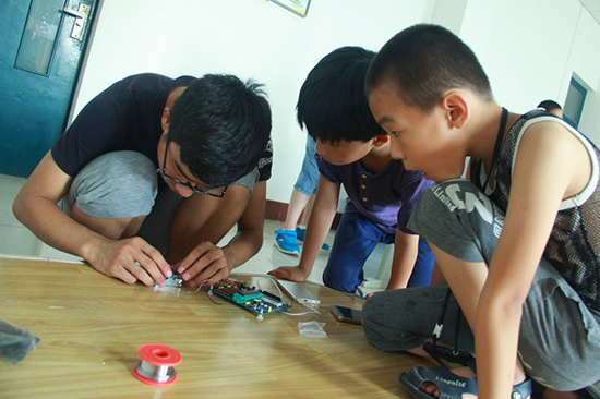 �Ї�ʯ�ʹ�W(xu��)���A�|������֮�������̈F��ɽ�|ʡ�S�u��(j��ng)���_�l(f��)�^(q��)ᘌ�����(w��)���ˆT��Ů�����؃�ͯ�_չ�����������H�_�O(sh��)�Z��(sh��)���n�̽̌W(xu��)��߀�_չҕ�l�̌W(xu��)��ħ�g(sh��)��ħ�����L�����dȤ��n�̡� (3)