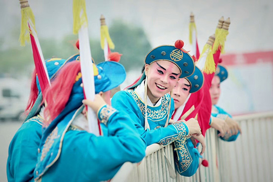 �F(xi��n)���݆T��   ���� �z